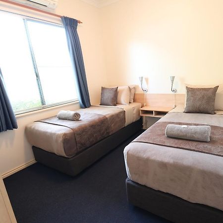 Lakeview Apartments Кунунура Екстериор снимка