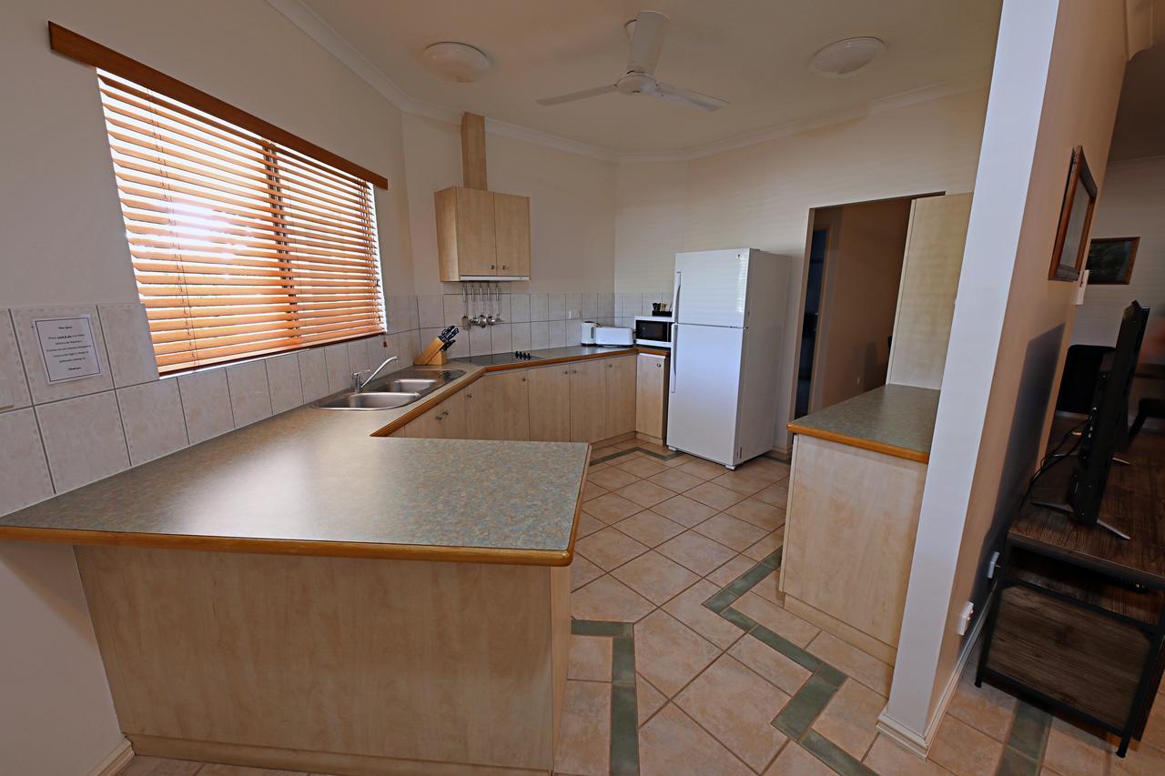 Lakeview Apartments Кунунура Екстериор снимка